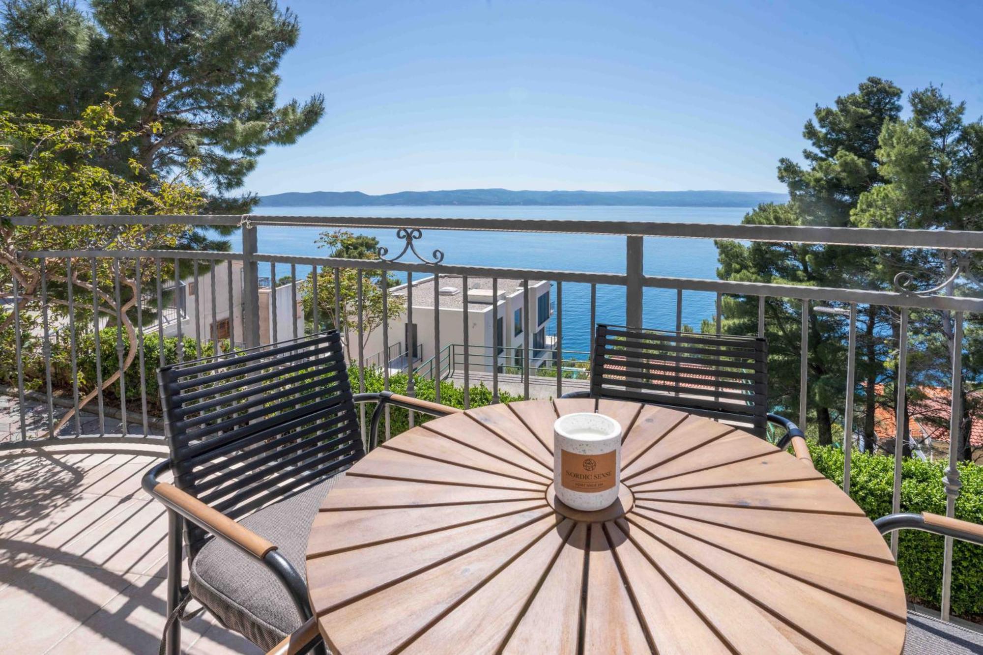 Sea View Apartment Gin Brela Esterno foto