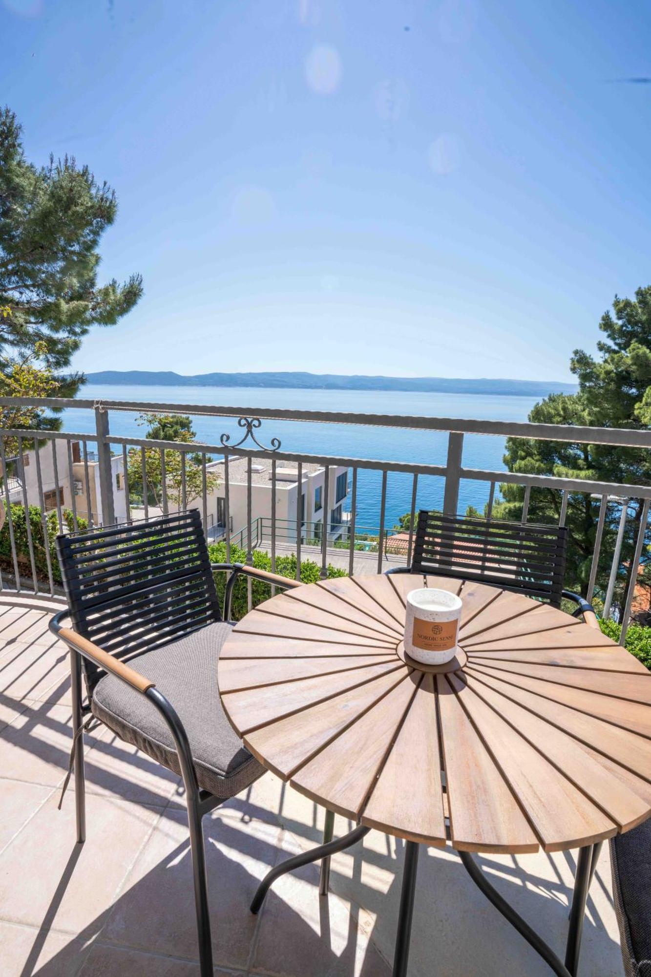 Sea View Apartment Gin Brela Esterno foto