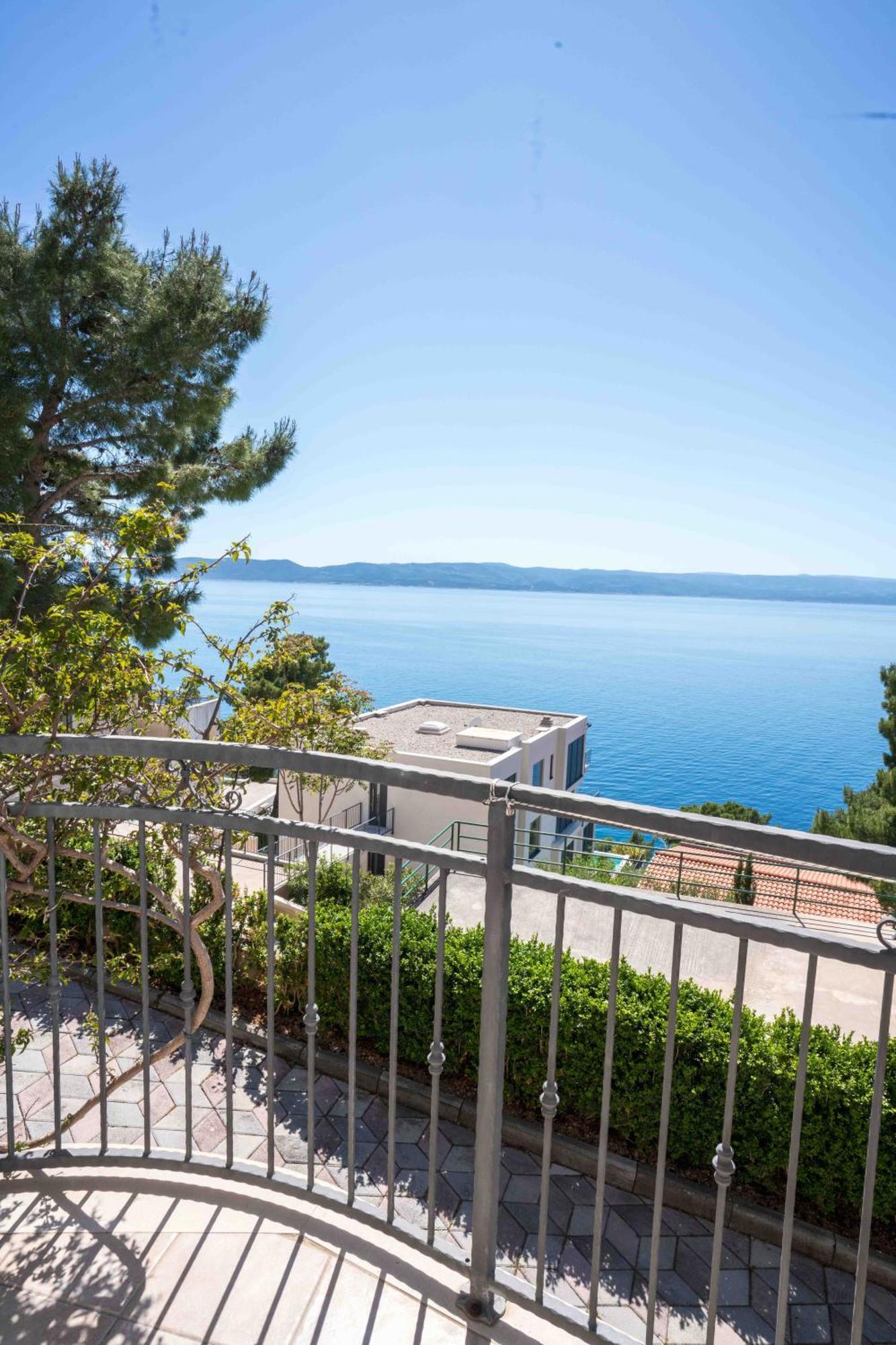 Sea View Apartment Gin Brela Esterno foto